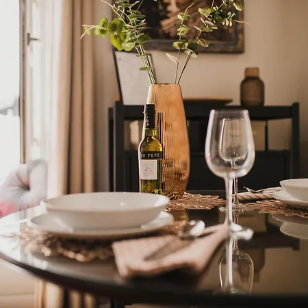 Wehostcostaluz Jerez Centro Con Terraza Privada 公寓